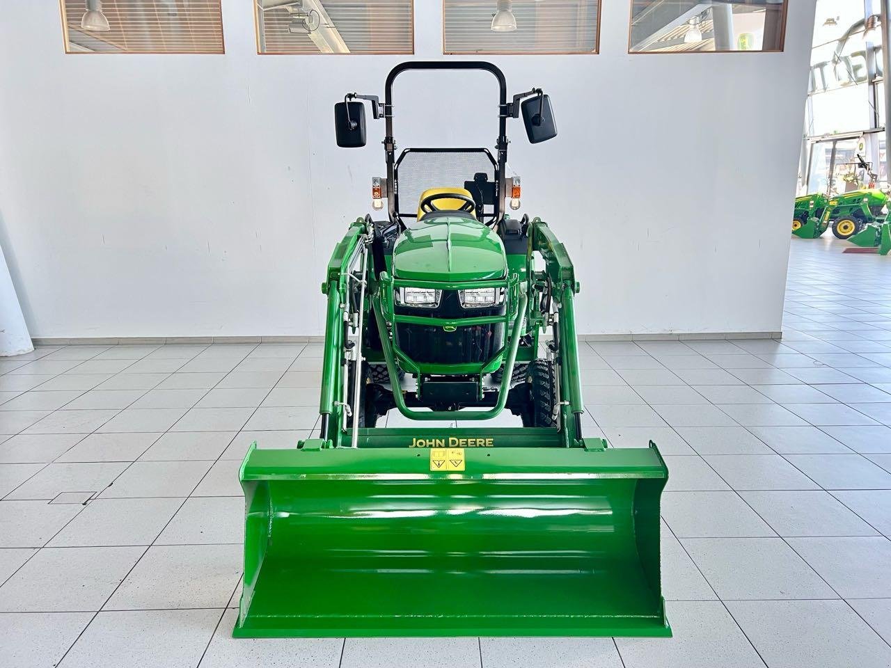 Kommunaltraktor tip John Deere 2032R, Neumaschine in Beckum (Poză 4)