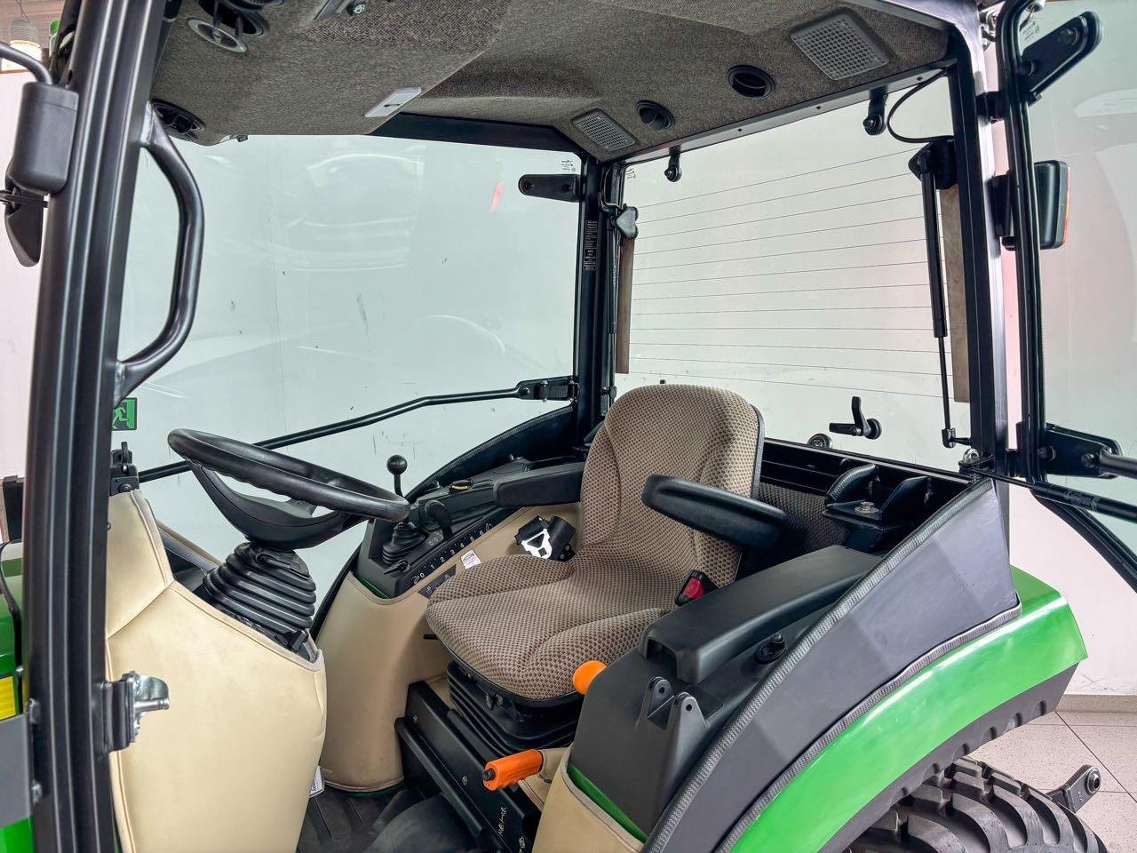 Kommunaltraktor tip John Deere 2032R, Gebrauchtmaschine in Beckum (Poză 7)