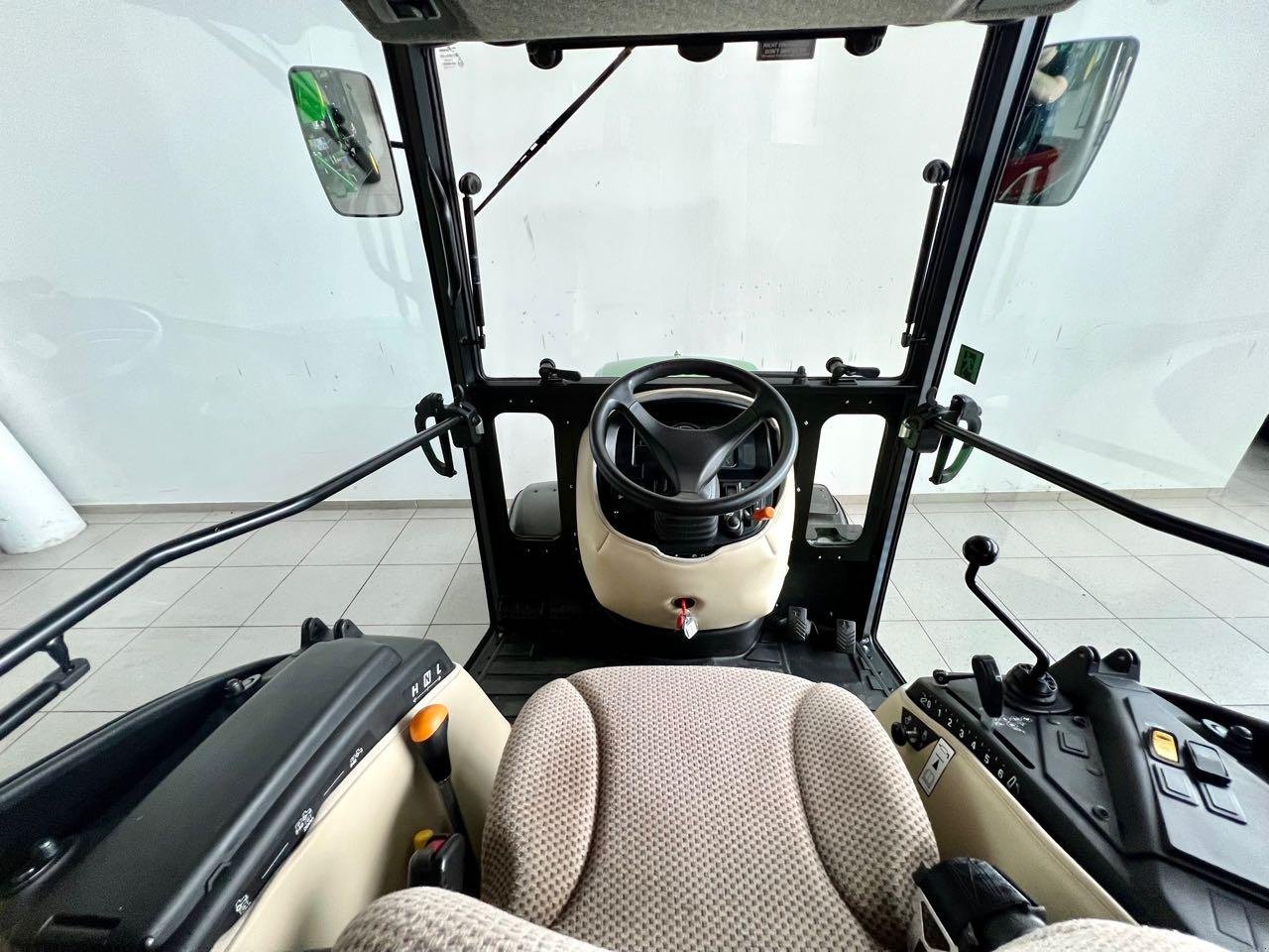 Kommunaltraktor typu John Deere 2032R, Mietmaschine v Beckum (Obrázek 5)