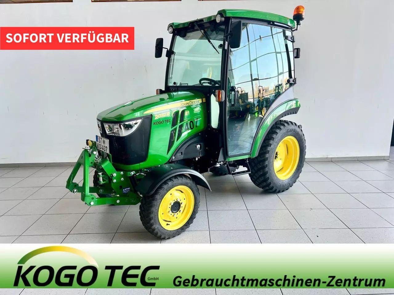 Kommunaltraktor typu John Deere 2032R, Mietmaschine v Beckum (Obrázek 1)