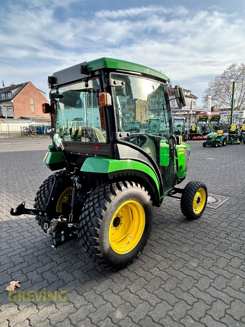 Kommunaltraktor typu John Deere 2038R Kab, Neumaschine v Wesseling-Berzdorf (Obrázek 8)