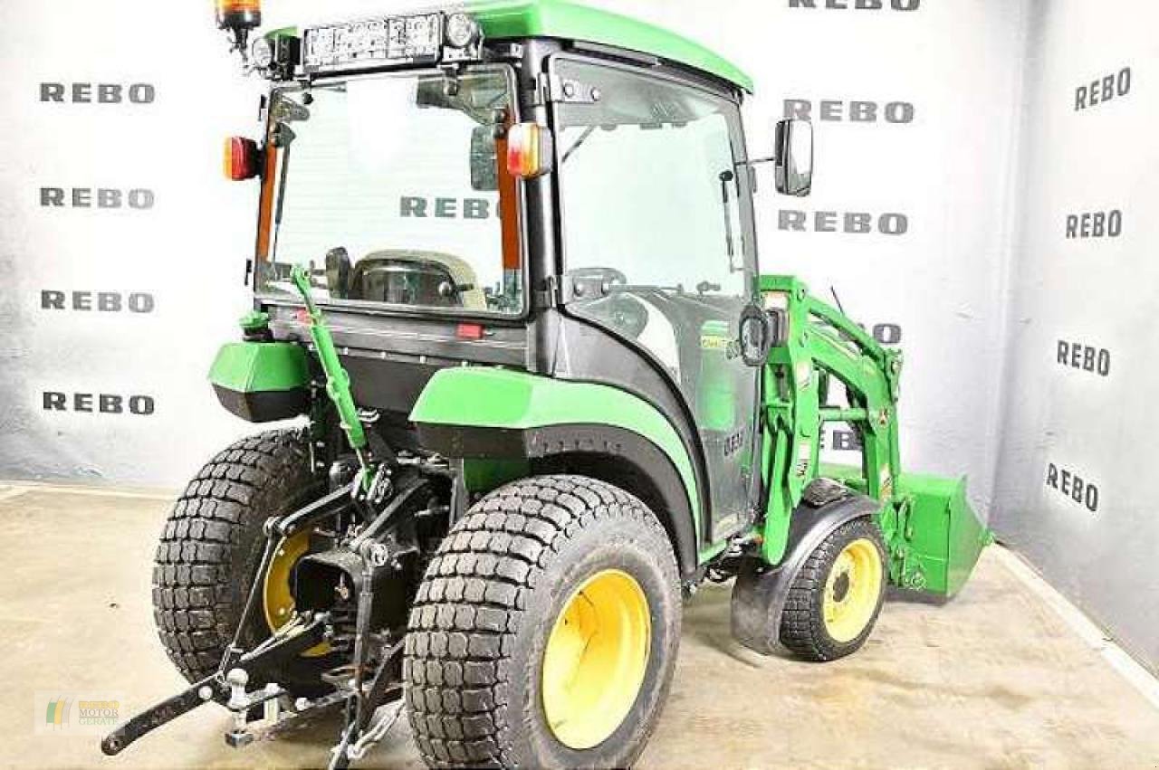 Kommunaltraktor typu John Deere 2038R TRAKTOR, Neumaschine w Bredstedt (Zdjęcie 2)