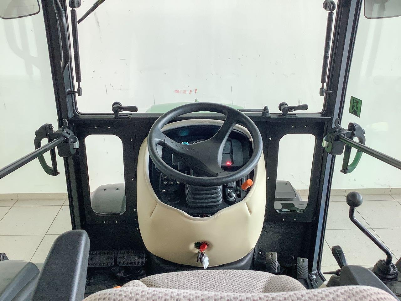 Kommunaltraktor typu John Deere 2038R, Gebrauchtmaschine v Beckum (Obrázek 8)