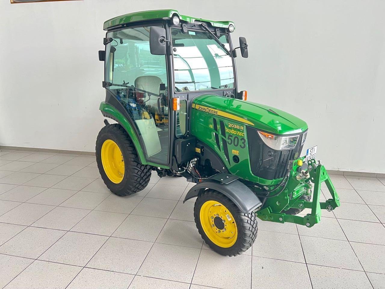 Kommunaltraktor typu John Deere 2038R, Gebrauchtmaschine v Beckum (Obrázek 3)