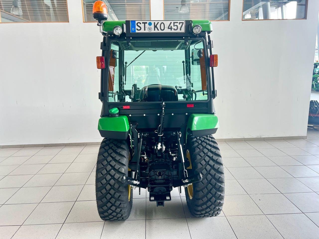 Kommunaltraktor typu John Deere 2038R, Gebrauchtmaschine v Beckum (Obrázek 4)