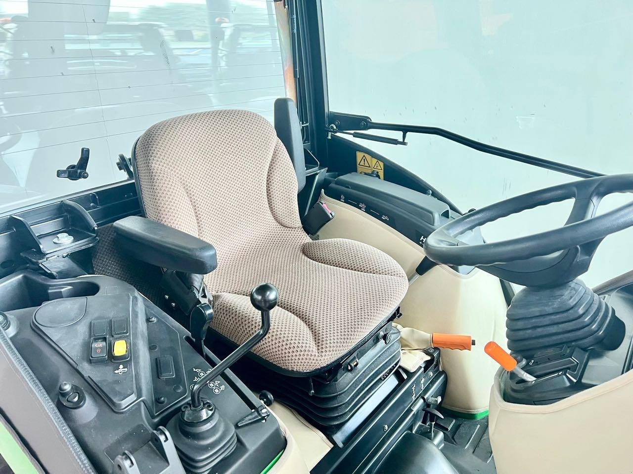 Kommunaltraktor typu John Deere 2038R, Gebrauchtmaschine v Beckum (Obrázek 7)