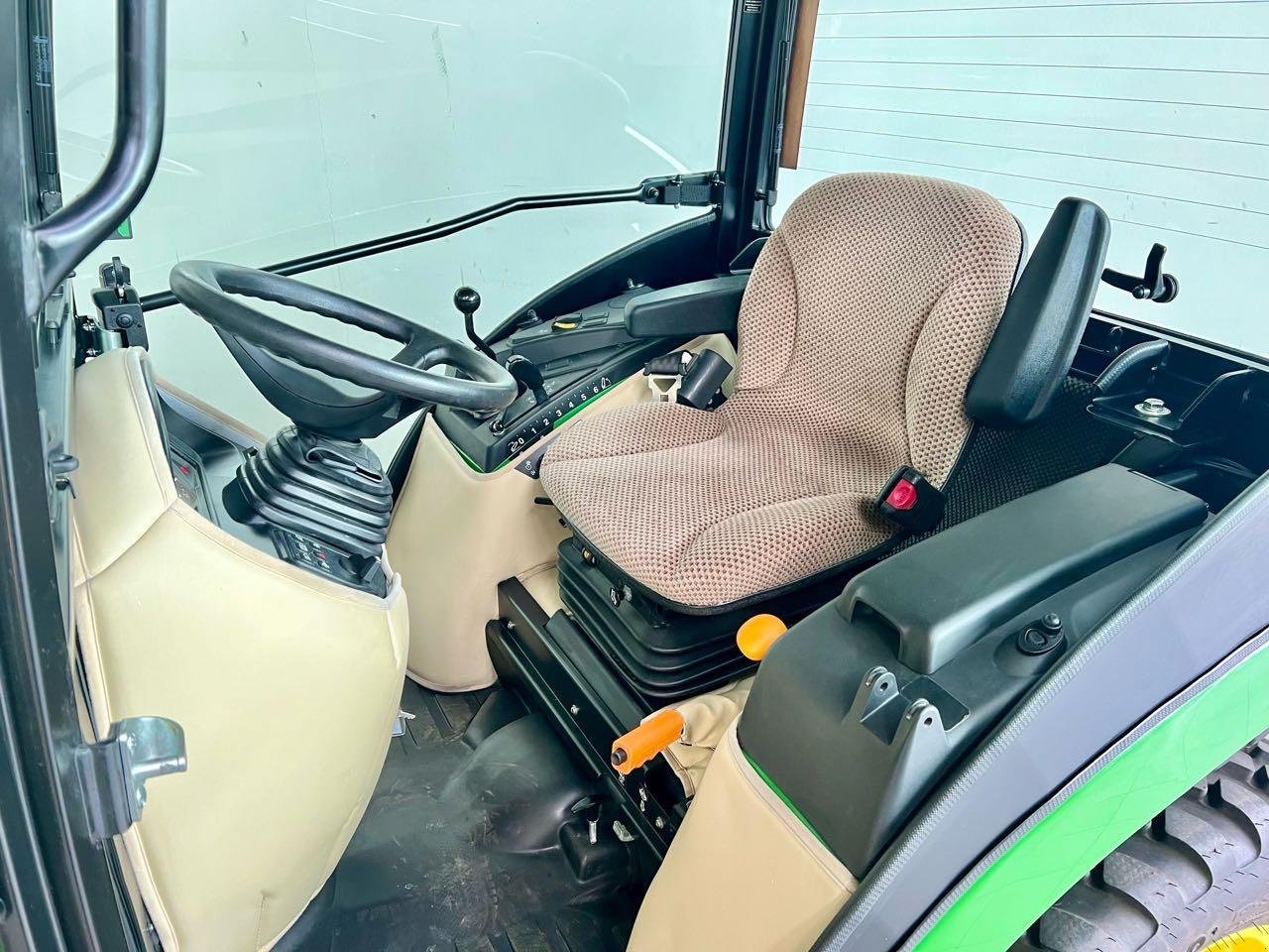 Kommunaltraktor tip John Deere 2038R, Gebrauchtmaschine in Beckum (Poză 2)