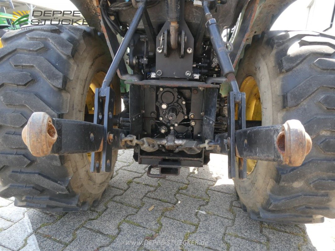 Kommunaltraktor typu John Deere 2320, Gebrauchtmaschine v Lauterberg/Barbis (Obrázek 5)