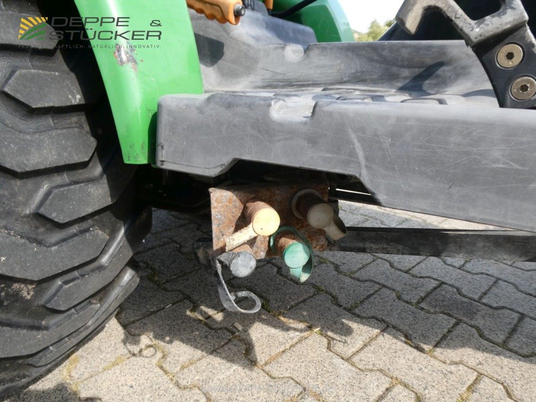 Kommunaltraktor typu John Deere 2320, Gebrauchtmaschine v Lauterberg/Barbis (Obrázek 8)