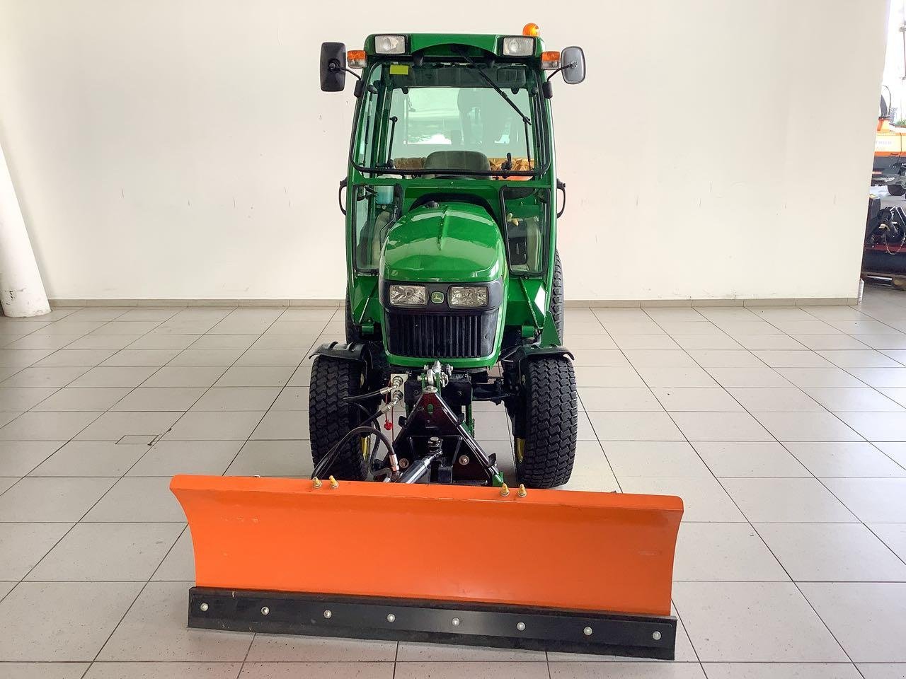 Kommunaltraktor typu John Deere 2520R, Mietmaschine v Beckum (Obrázek 3)