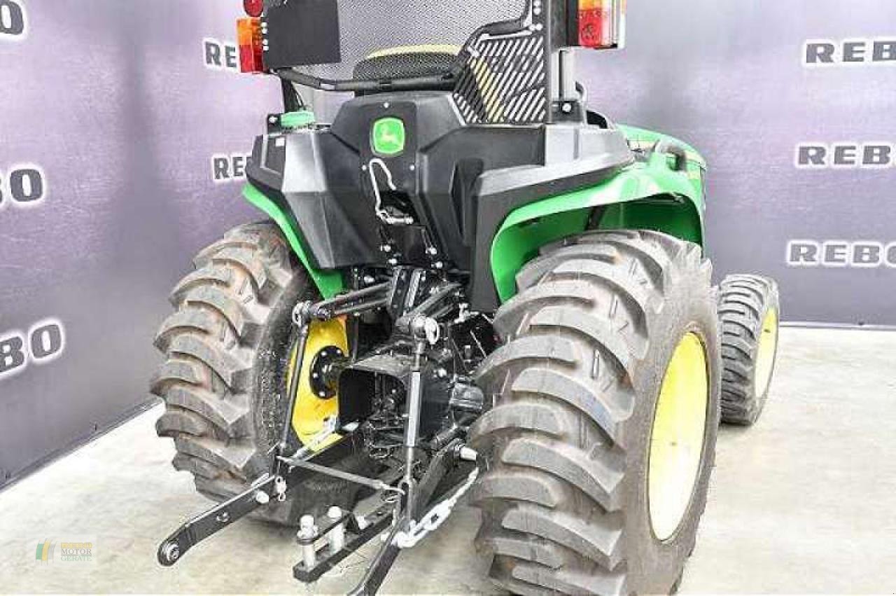 Kommunaltraktor του τύπου John Deere 3025E TRAKTOR, Neumaschine σε Cloppenburg (Φωτογραφία 3)