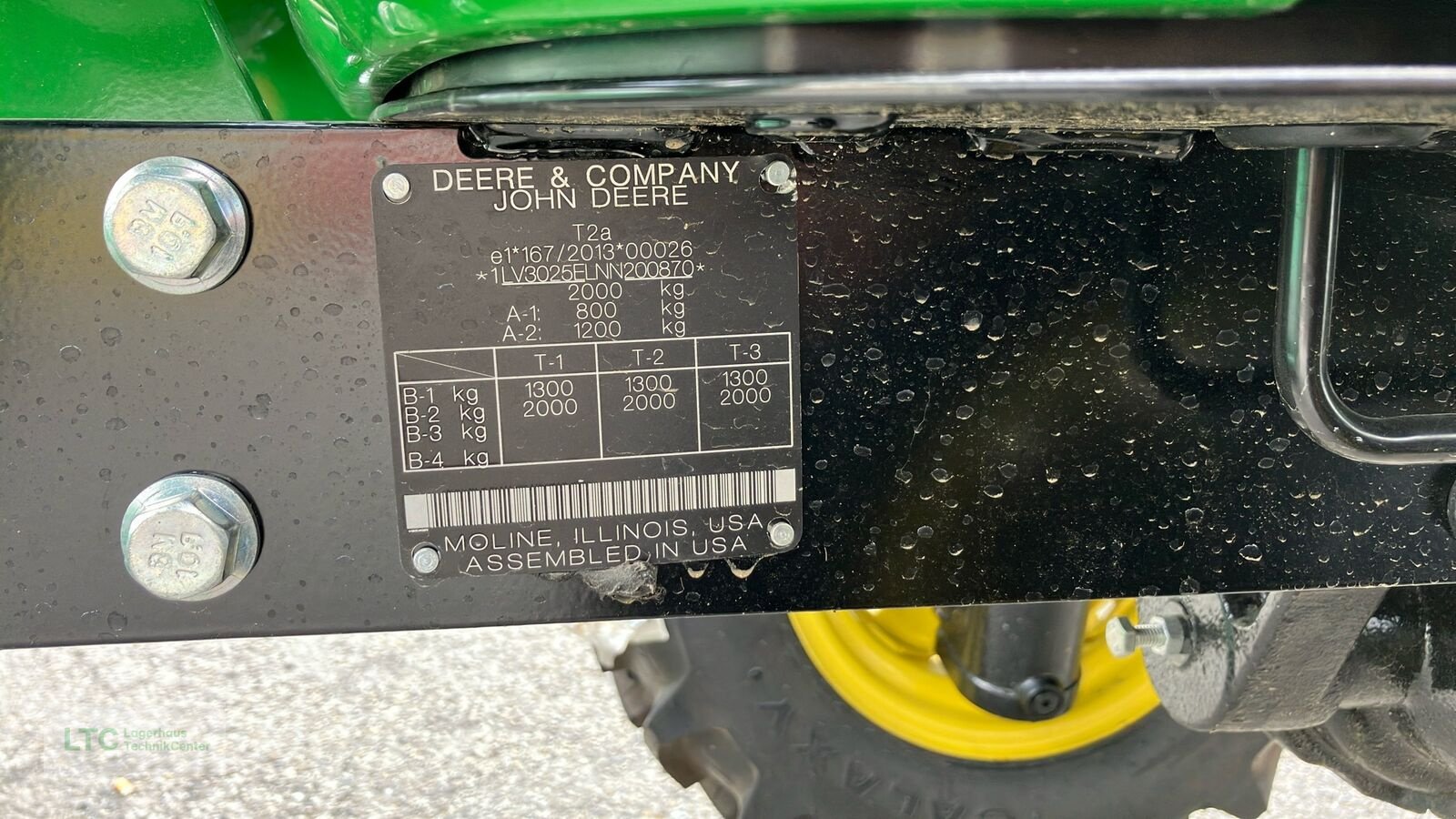 Kommunaltraktor des Typs John Deere 3025E, Neumaschine in Herzogenburg (Bild 19)