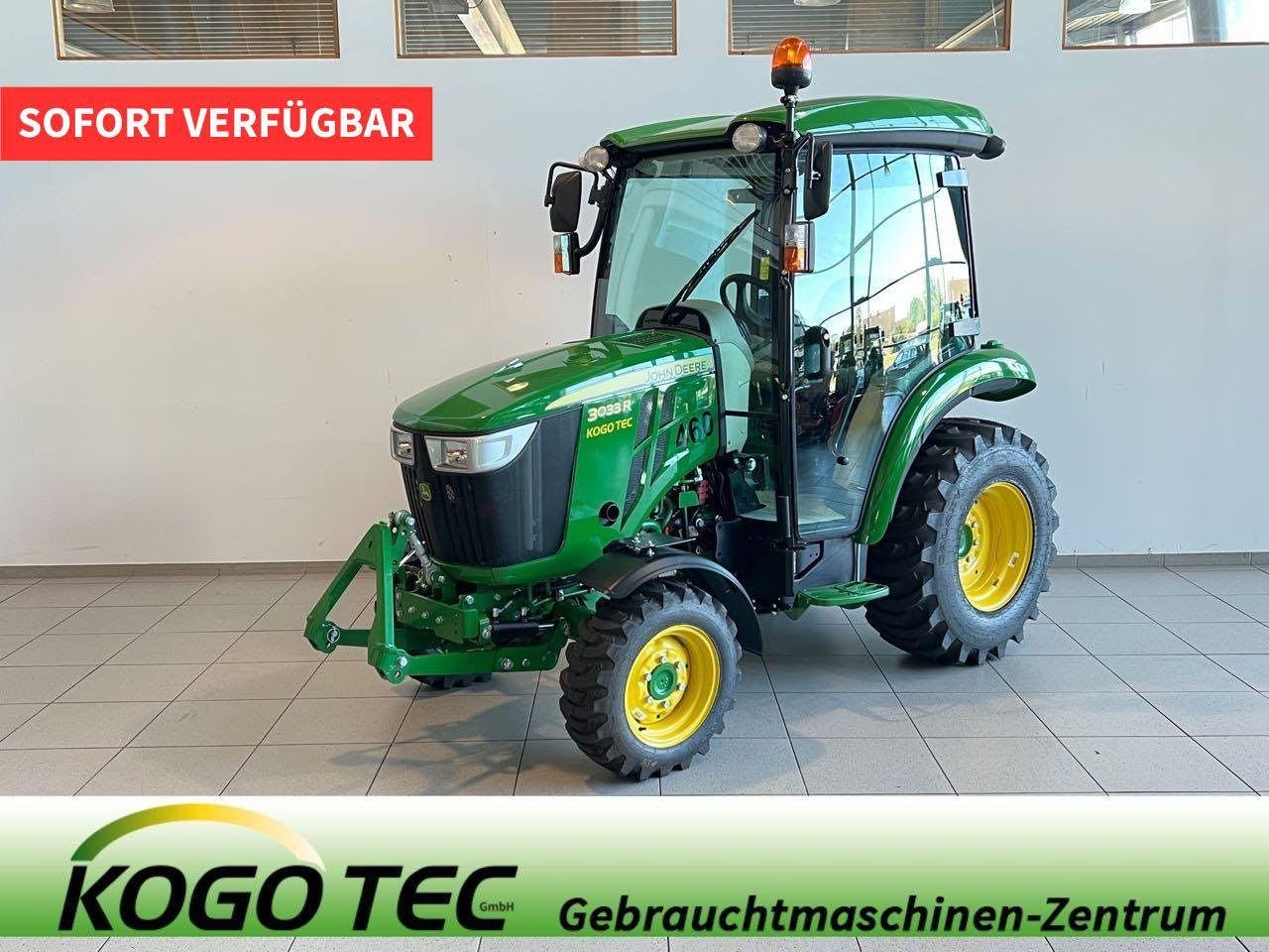 Kommunaltraktor des Typs John Deere 3033R, Mietmaschine in Beckum (Bild 1)