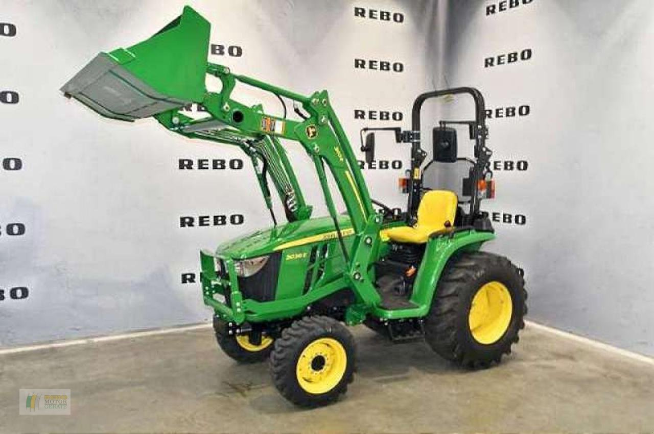 Kommunaltraktor Türe ait John Deere 3038E TRAKTOR, Neumaschine içinde Edewecht (resim 1)