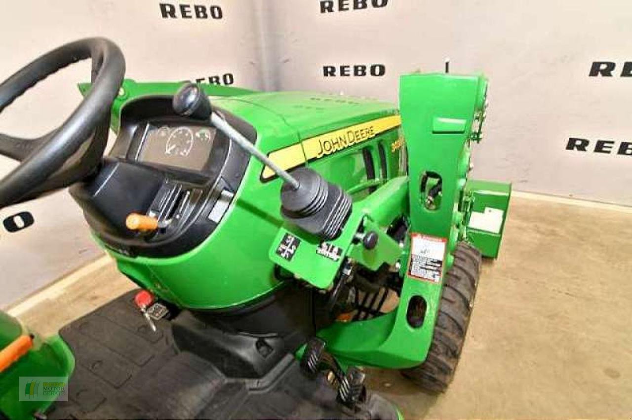 Kommunaltraktor Türe ait John Deere 3038E TRAKTOR, Neumaschine içinde Edewecht (resim 4)