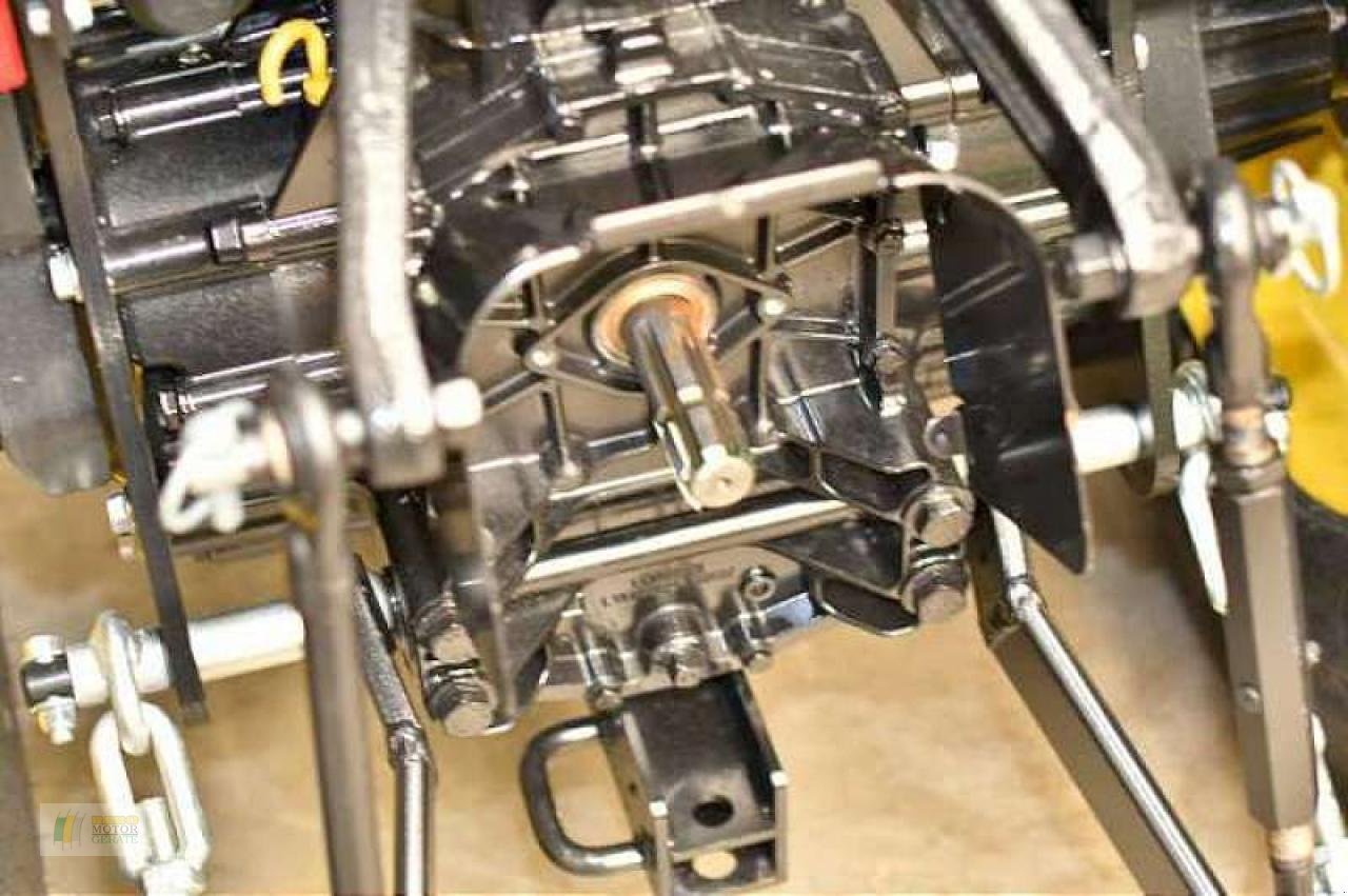 Kommunaltraktor Türe ait John Deere 3038E TRAKTOR, Neumaschine içinde Edewecht (resim 8)