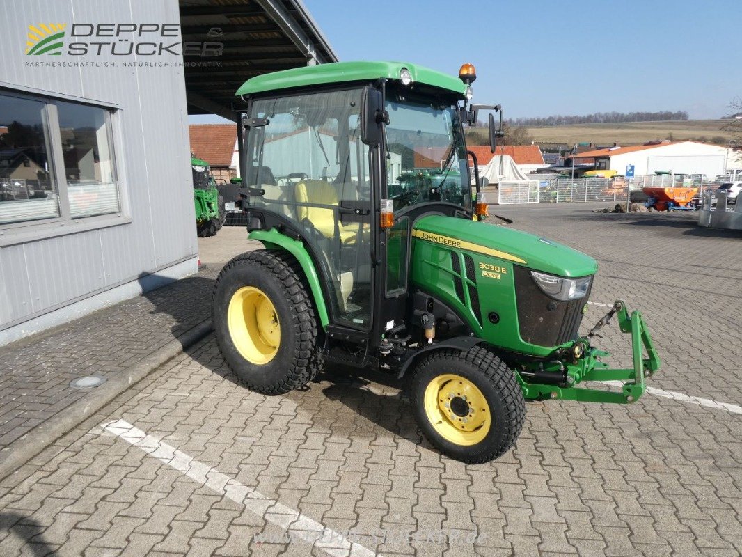 Kommunaltraktor του τύπου John Deere 3038E, Gebrauchtmaschine σε Lauterberg/Barbis (Φωτογραφία 3)