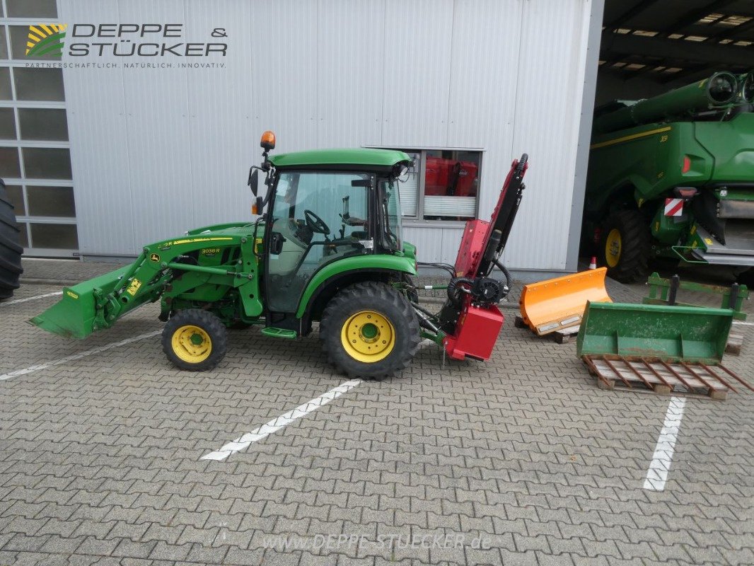 Kommunaltraktor del tipo John Deere 3038R mit FL 320R + Schneeschild etc., Gebrauchtmaschine In Lauterberg/Barbis (Immagine 27)