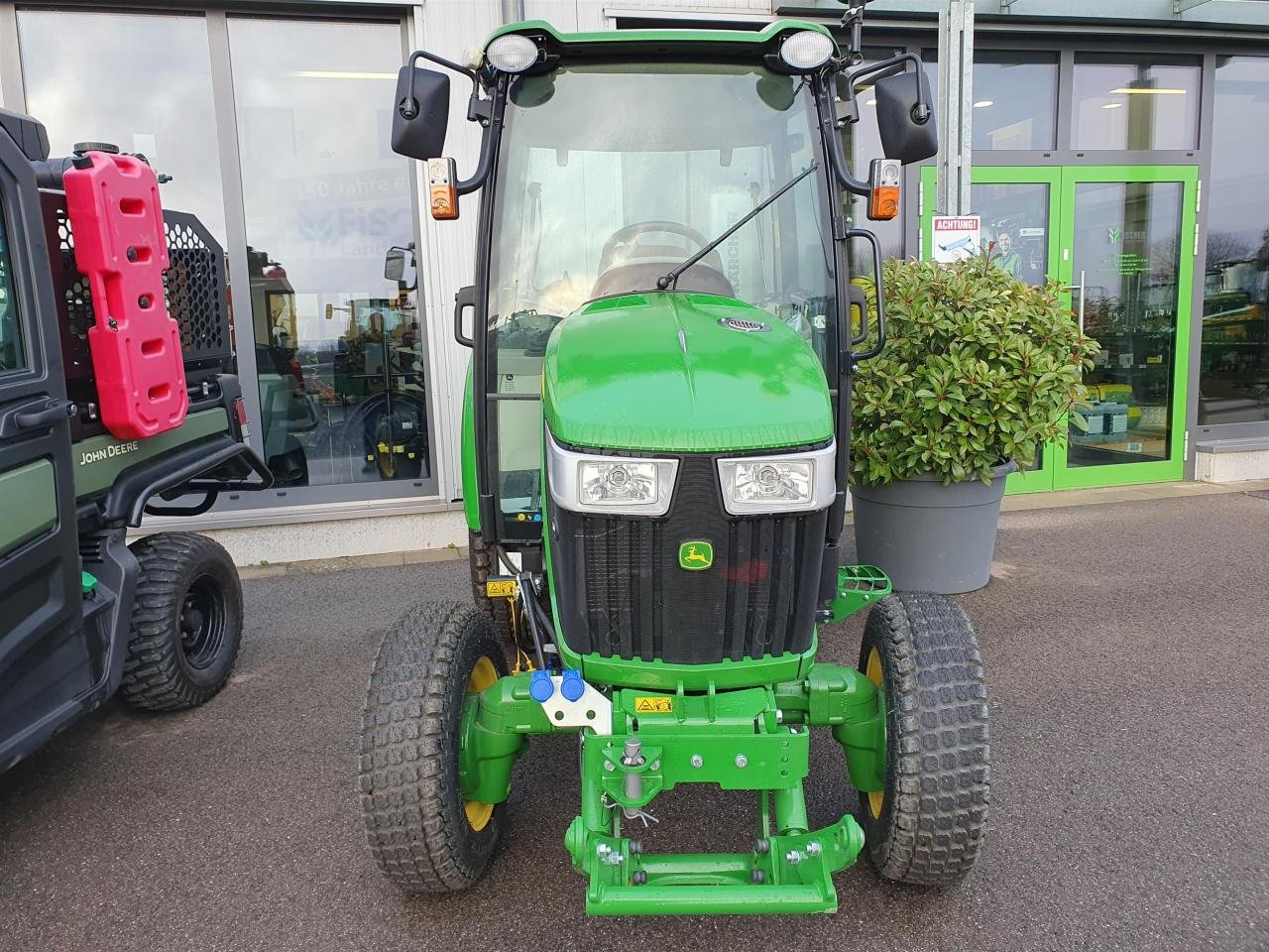 Kommunaltraktor typu John Deere 3039R Neumaschine Winterdienst möglich, Neumaschine v Zweibrücken (Obrázek 2)