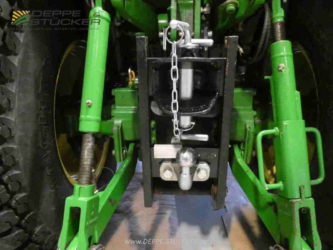 Kommunaltraktor tip John Deere 3039R, Gebrauchtmaschine in Lauterberg/Barbis (Poză 5)