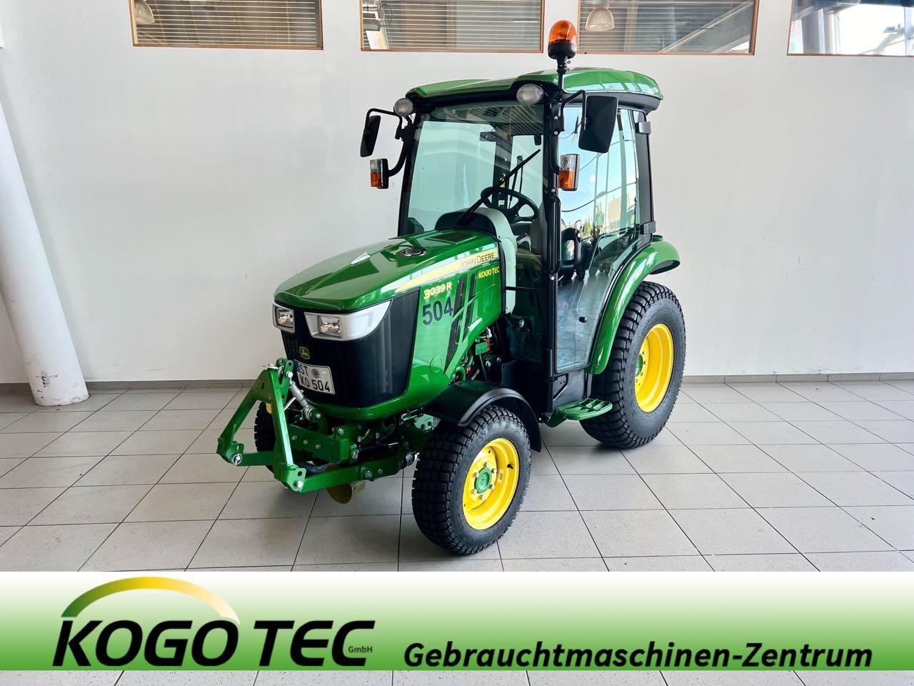Kommunaltraktor des Typs John Deere 3039R, Mietmaschine in Beckum (Bild 1)