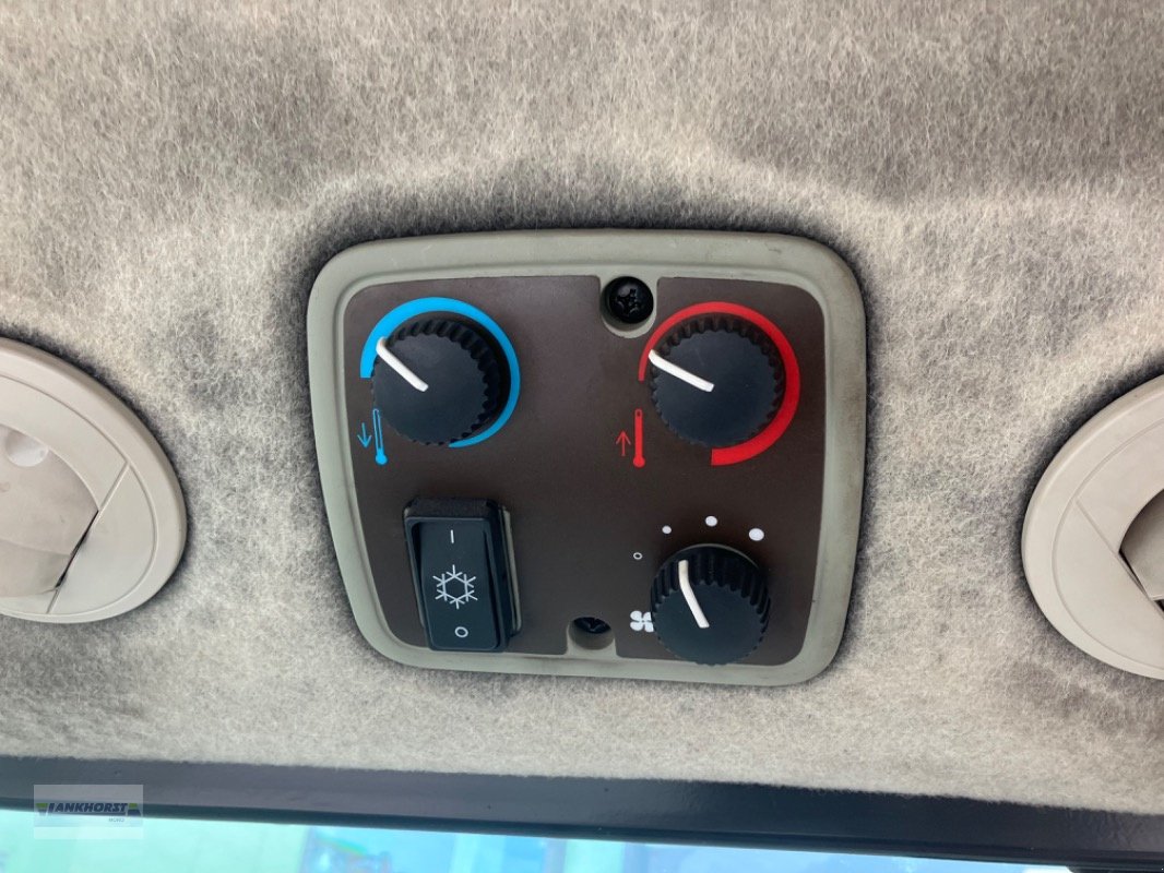 Kommunaltraktor typu John Deere 3045 R, Gebrauchtmaschine v Aurich (Obrázek 22)