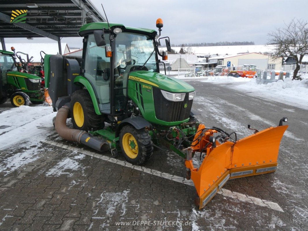 Kommunaltraktor Türe ait John Deere 3046R mit Schneeschild u.v.m., Gebrauchtmaschine içinde Lauterberg/Barbis (resim 8)