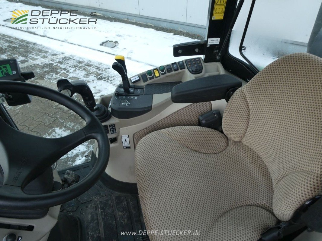 Kommunaltraktor Türe ait John Deere 3046R mit Schneeschild u.v.m., Gebrauchtmaschine içinde Lauterberg/Barbis (resim 12)