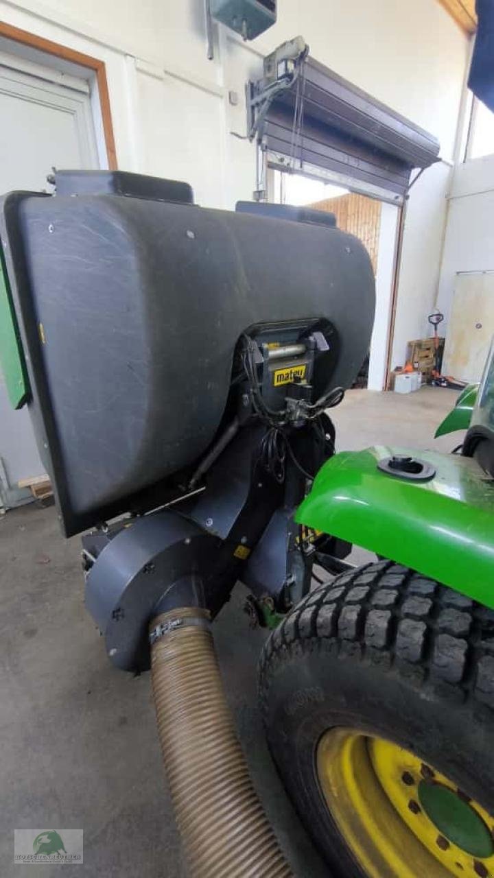 Kommunaltraktor tip John Deere 3046R, Gebrauchtmaschine in Steinwiesen (Poză 15)