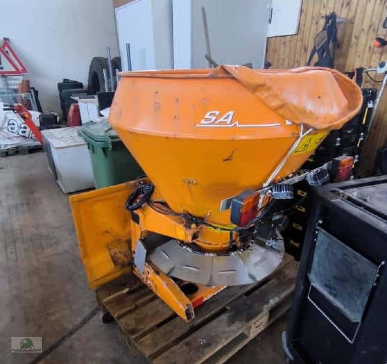 Kommunaltraktor tip John Deere 3046R, Gebrauchtmaschine in Steinwiesen (Poză 22)