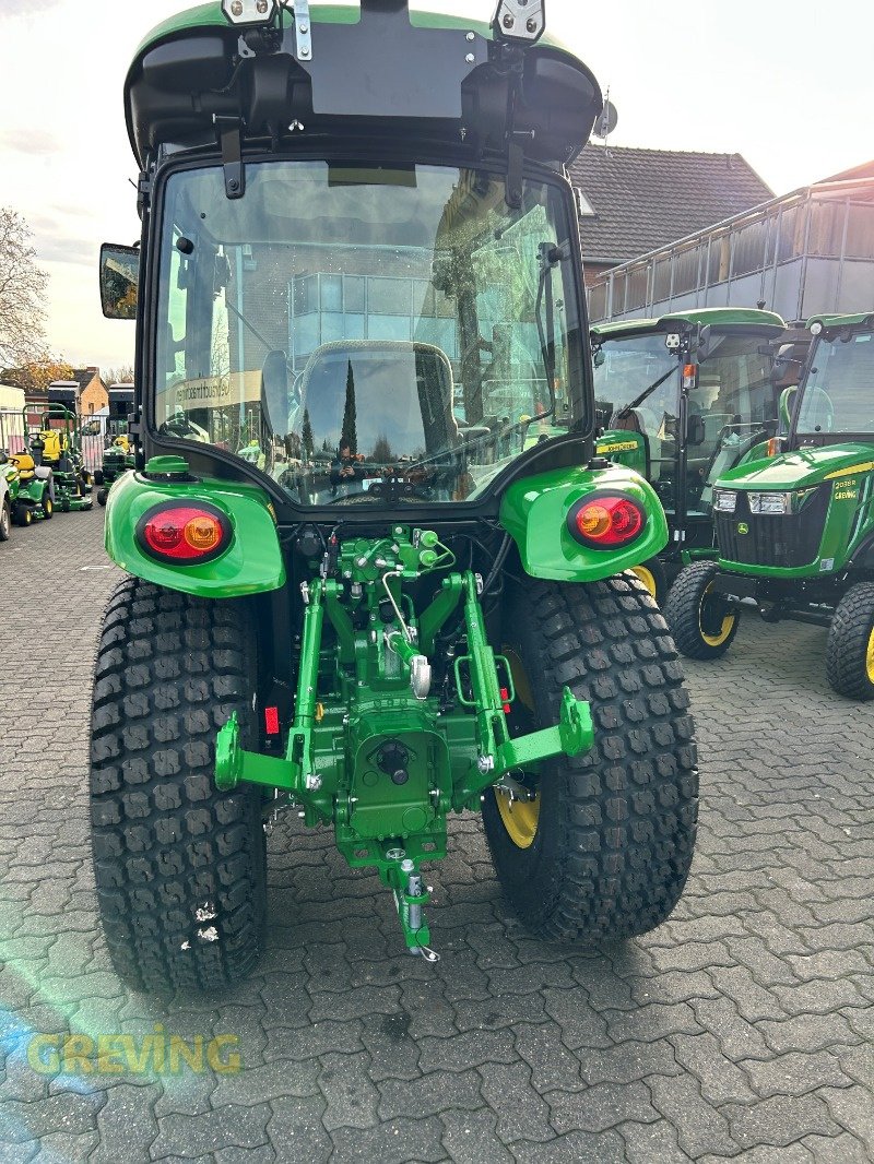 Kommunaltraktor typu John Deere 3046R, Neumaschine v Wesseling-Berzdorf (Obrázek 10)