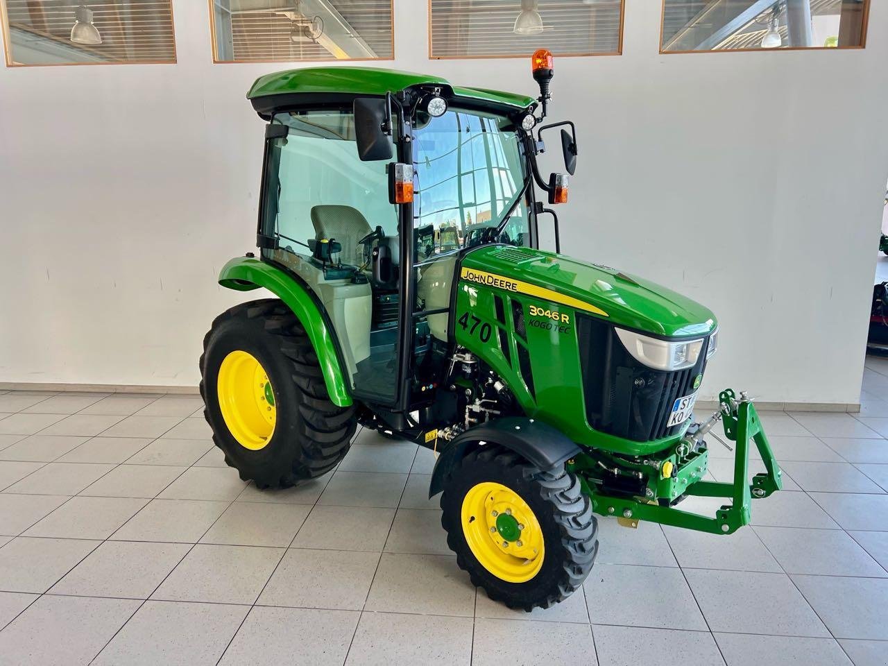 Kommunaltraktor a típus John Deere 3046R, Gebrauchtmaschine ekkor: Beckum (Kép 3)