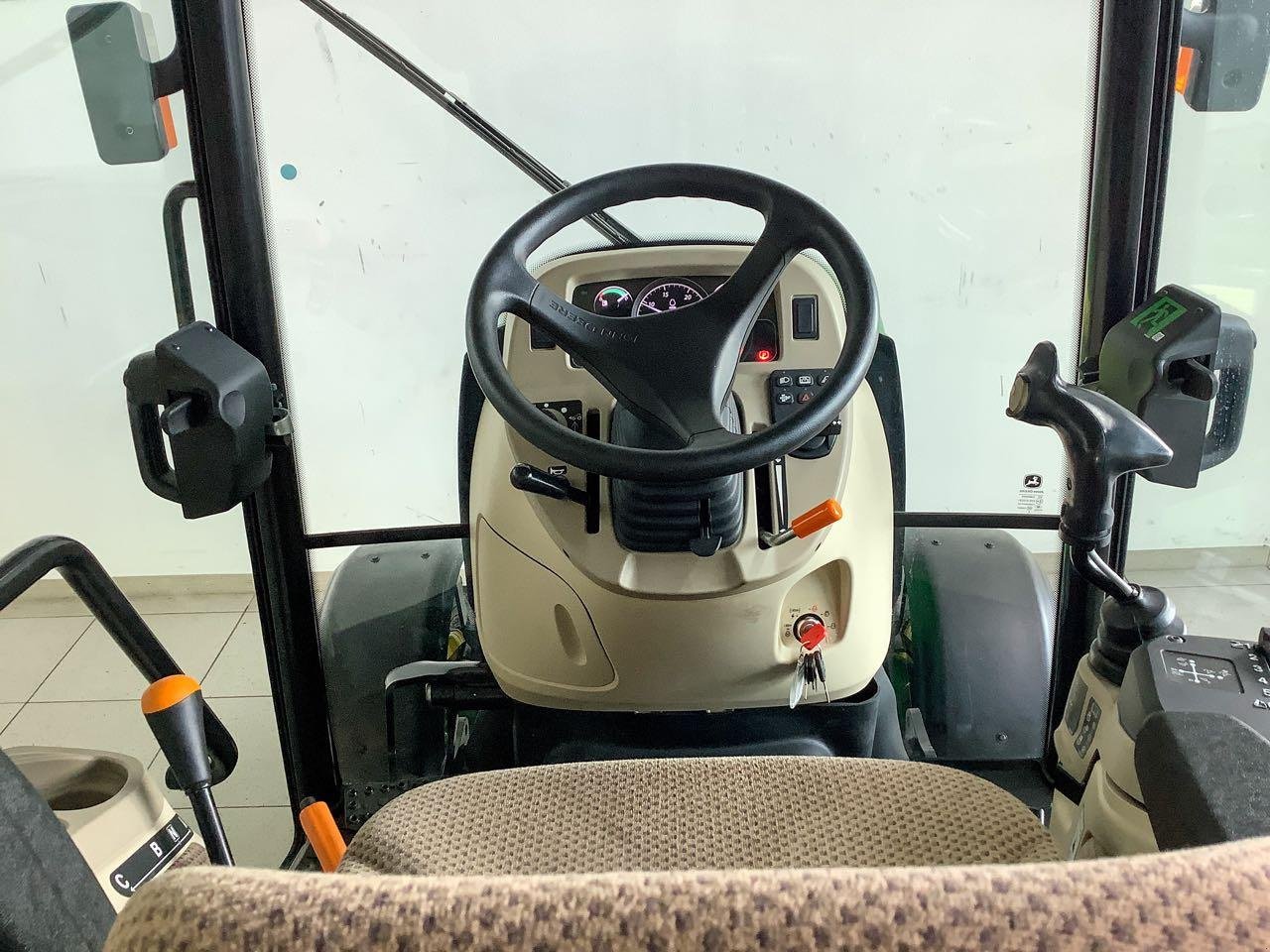 Kommunaltraktor tip John Deere 3046R, Mietmaschine in Beckum (Poză 8)