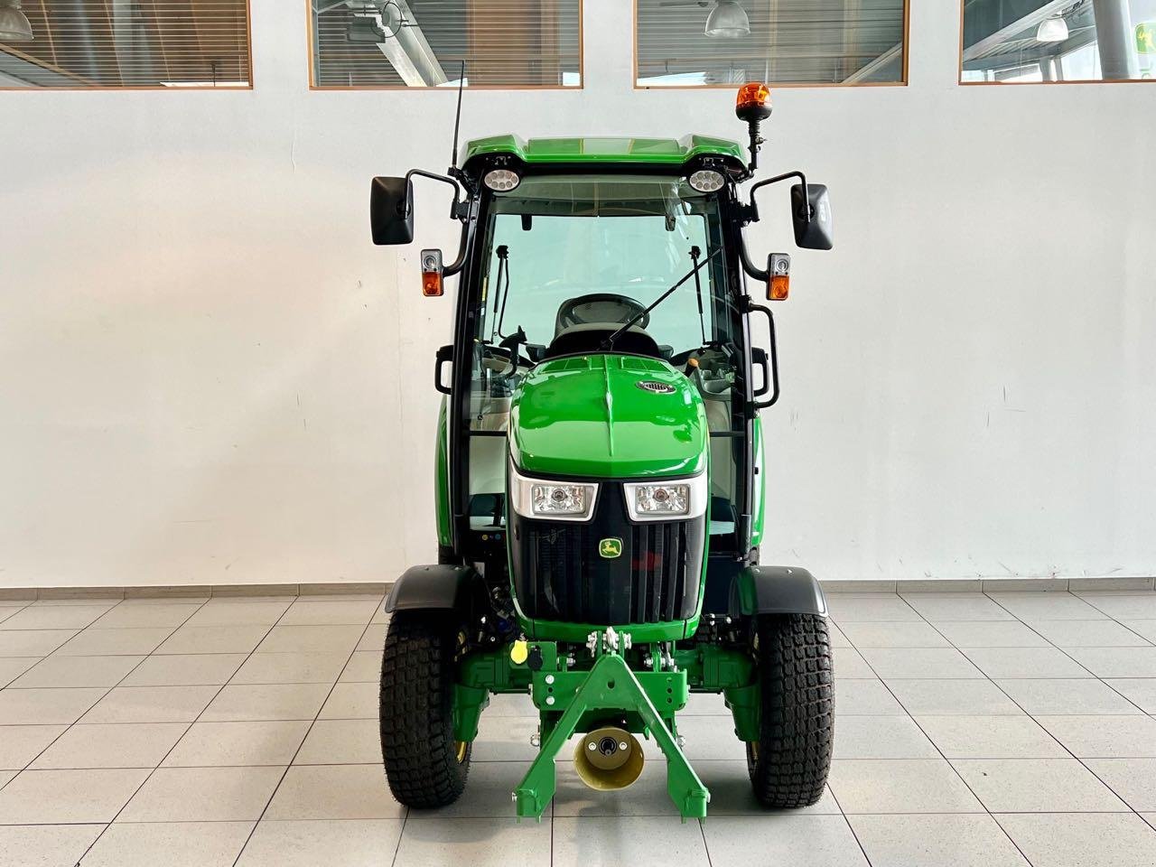 Kommunaltraktor typu John Deere 3046R, Gebrauchtmaschine v Neubeckum (Obrázok 3)