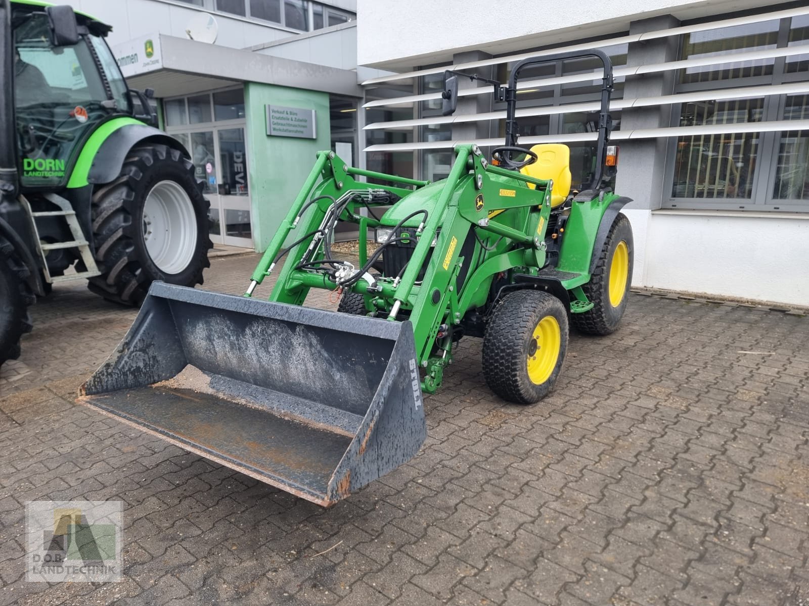 Kommunaltraktor tip John Deere 3520 e-hydro, Gebrauchtmaschine in Regensburg (Poză 1)