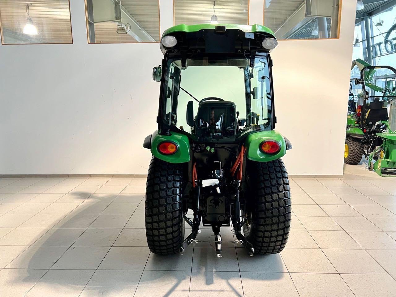 Kommunaltraktor des Typs John Deere 3520, Gebrauchtmaschine in Neubeckum (Bild 4)