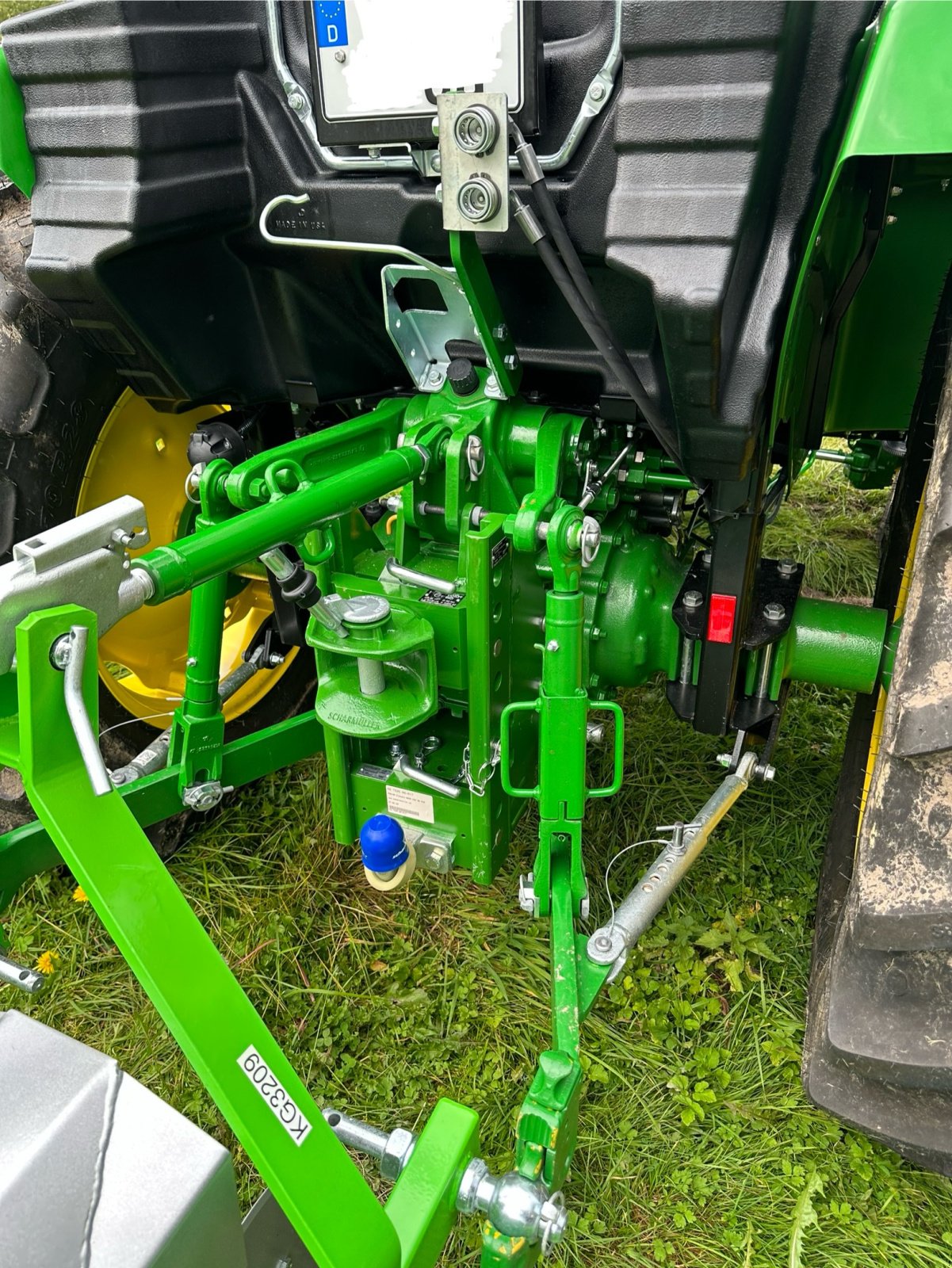 Kommunaltraktor типа John Deere 4052M, Gebrauchtmaschine в Ribnitz-Damgarten (Фотография 3)