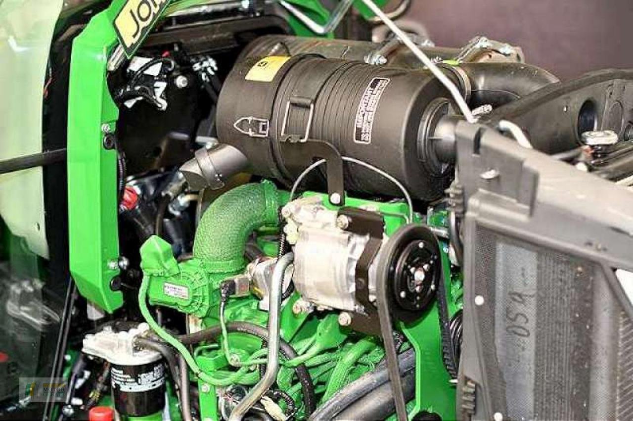 Kommunaltraktor typu John Deere 4052R TRAKTOR, Neumaschine w Cloppenburg (Zdjęcie 3)