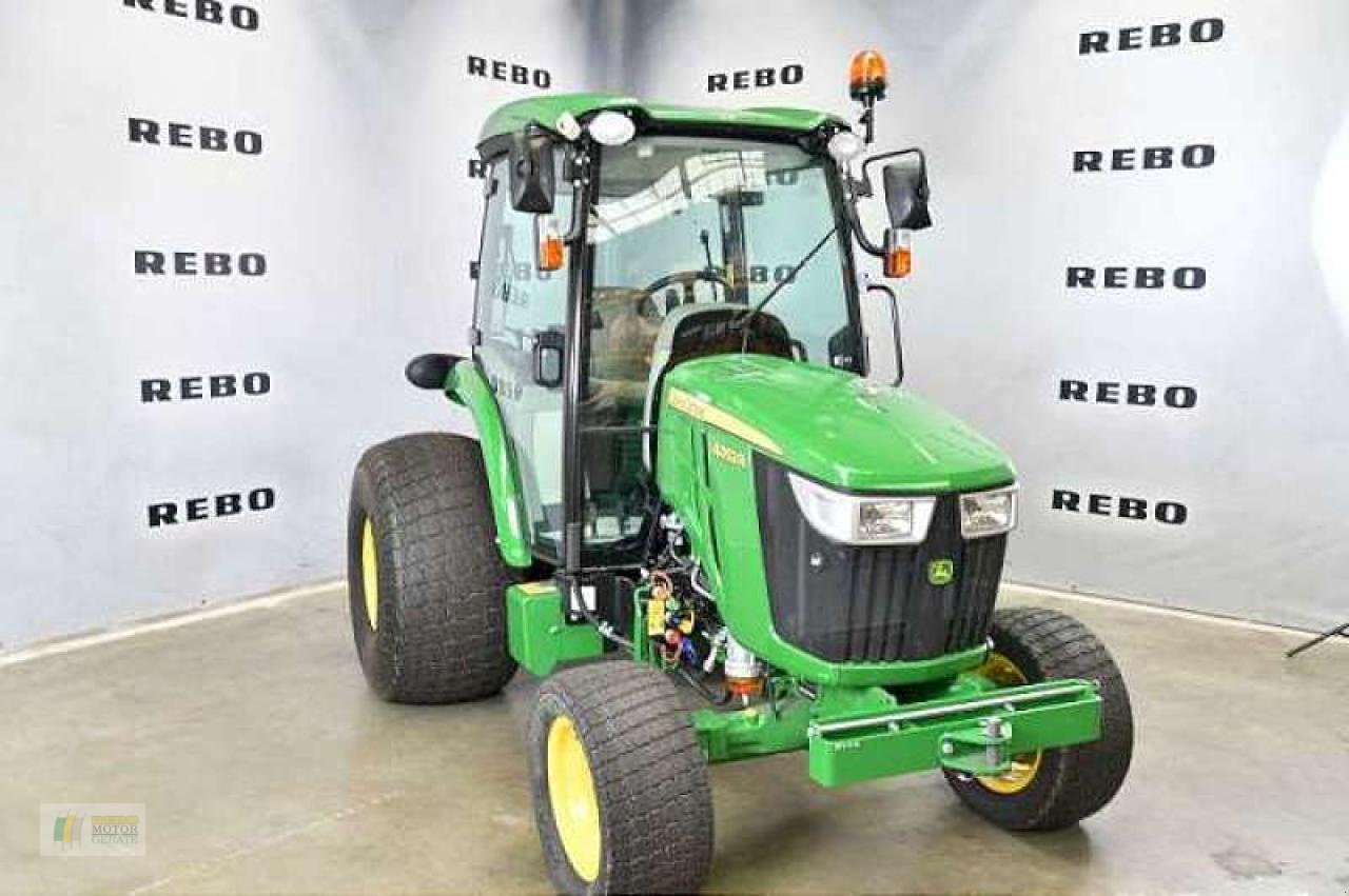 Kommunaltraktor tipa John Deere 4052R TRAKTOR, Neumaschine u Winsen (Slika 1)