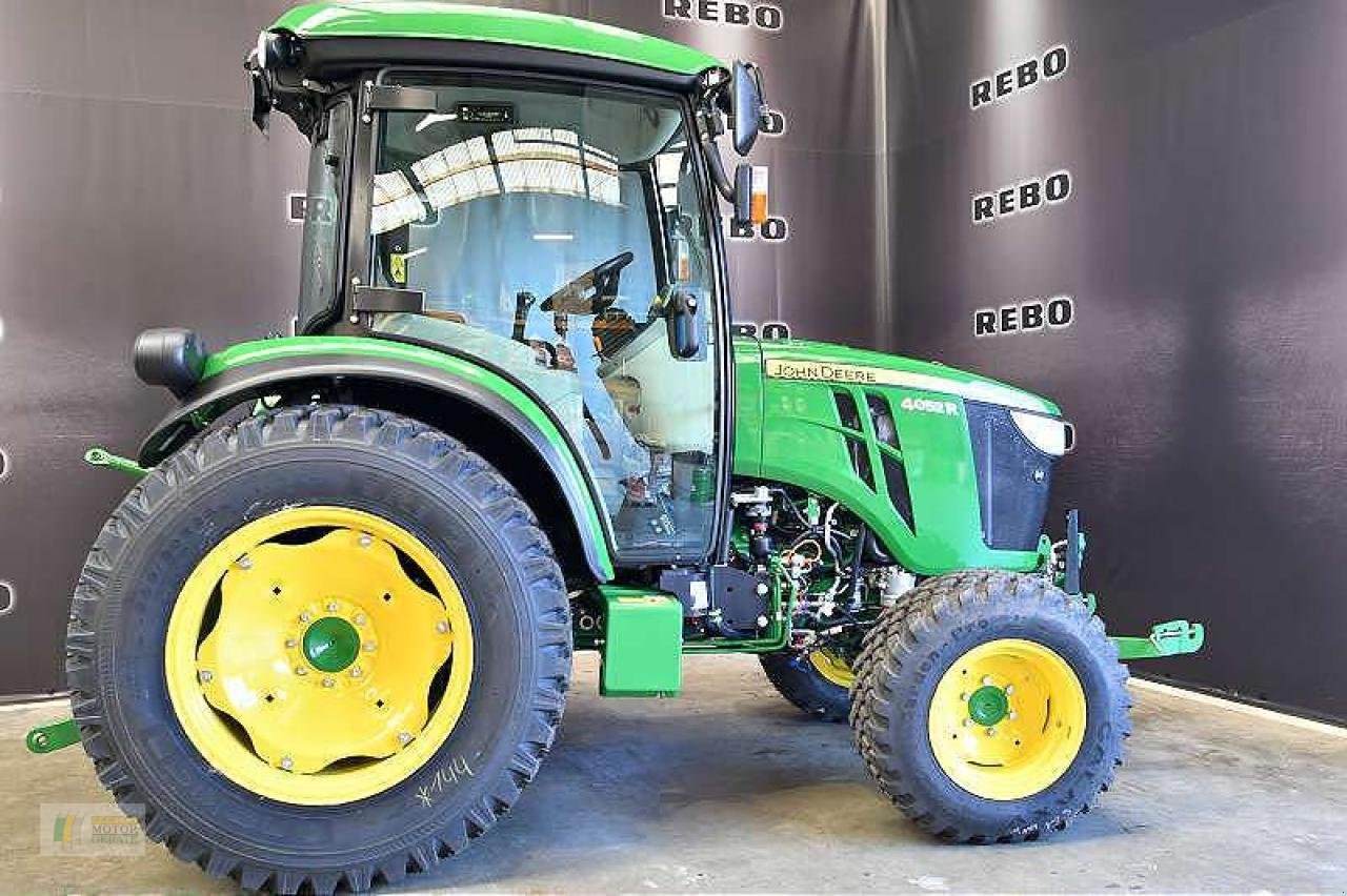 Kommunaltraktor a típus John Deere 4052R TRAKTOR, Neumaschine ekkor: Edewecht (Kép 1)