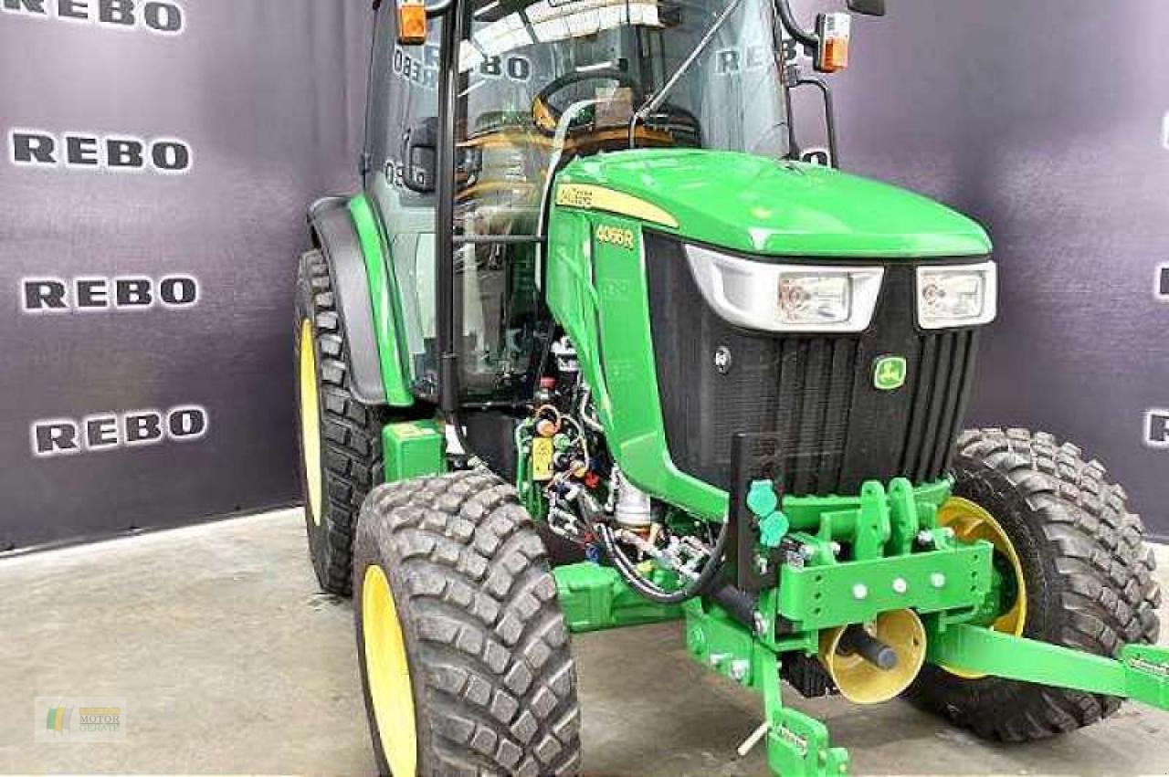 Kommunaltraktor a típus John Deere 4052R TRAKTOR, Neumaschine ekkor: Edewecht (Kép 3)