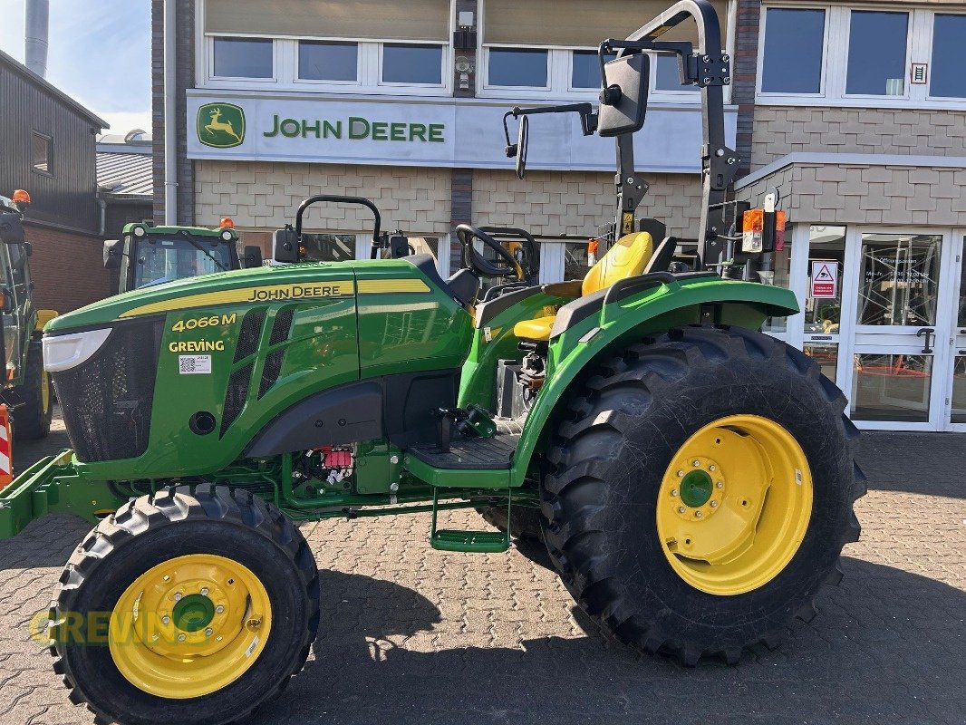 Kommunaltraktor des Typs John Deere 4066M, Neumaschine in Wesseling-Berzdorf (Bild 6)
