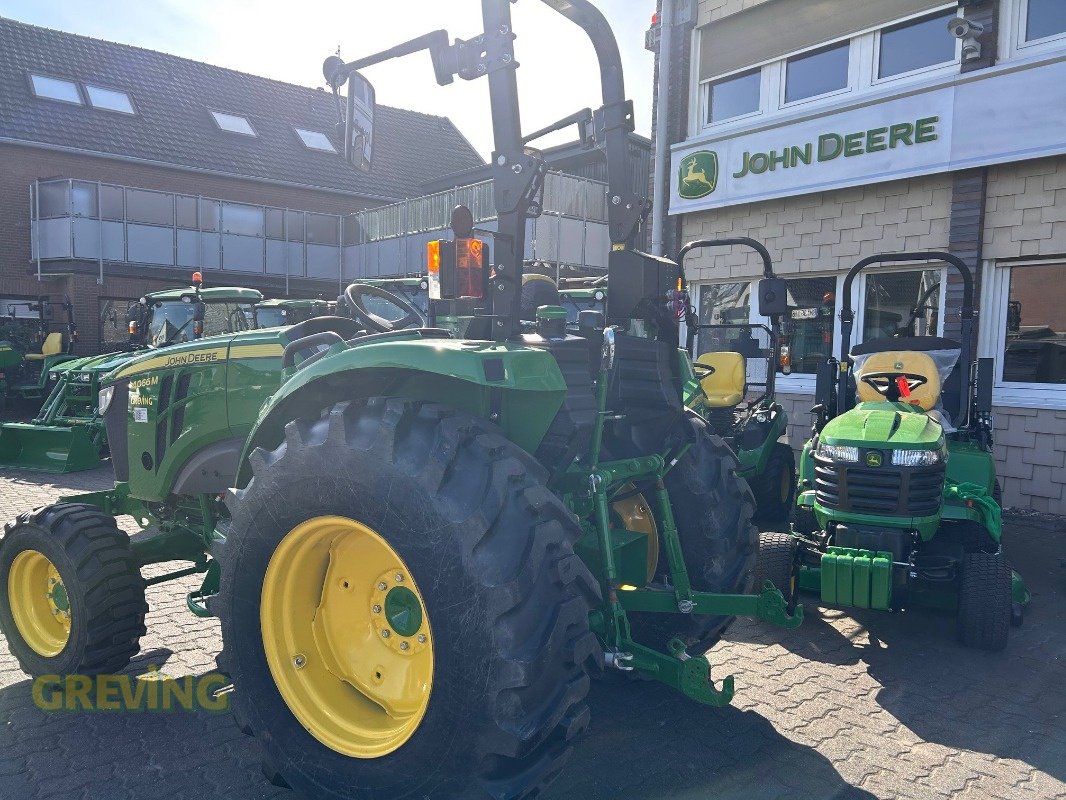 Kommunaltraktor des Typs John Deere 4066M, Neumaschine in Wesseling-Berzdorf (Bild 7)