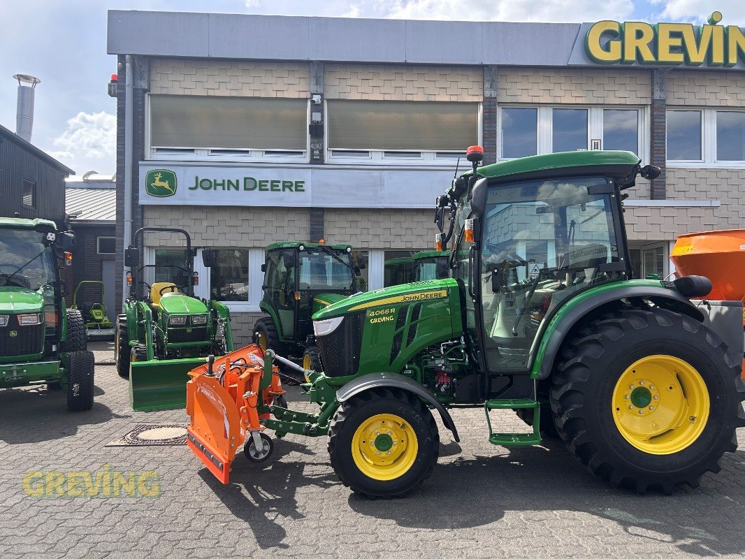 Kommunaltraktor tip John Deere 4066R, Gebrauchtmaschine in Wesseling-Berzdorf (Poză 7)