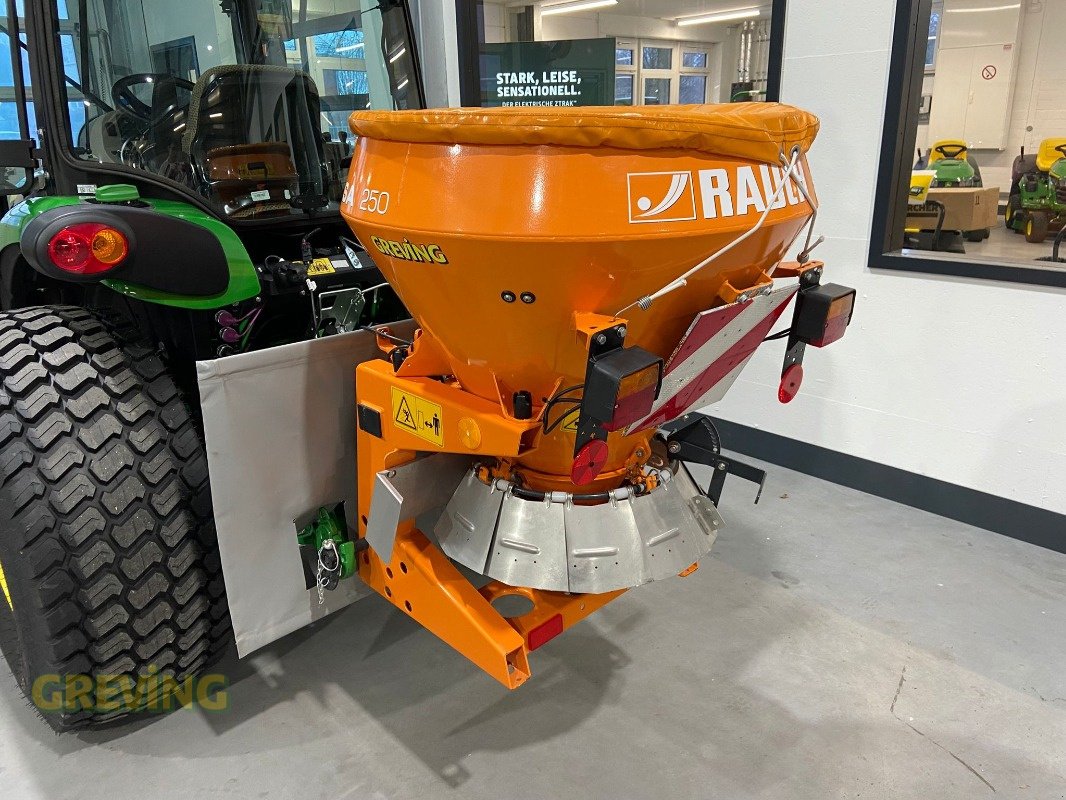 Kommunaltraktor typu John Deere 4066R, Neumaschine v Wesseling-Berzdorf (Obrázek 4)