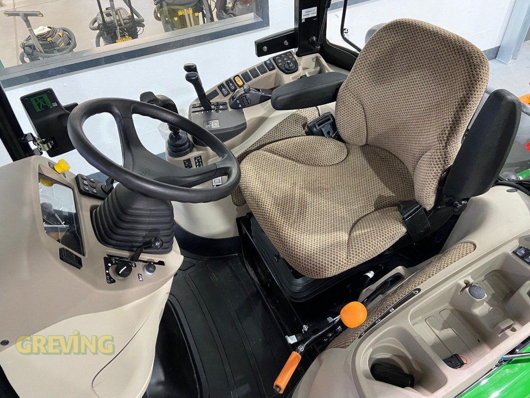 Kommunaltraktor typu John Deere 4066R, Neumaschine v Wesseling-Berzdorf (Obrázek 3)