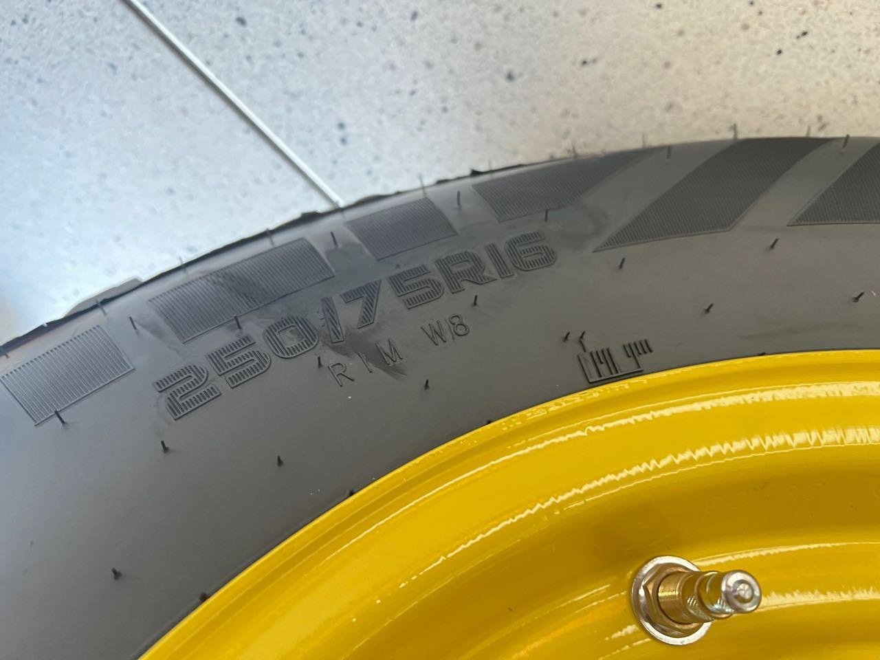 Kommunaltraktor typu John Deere 4066R, Mietmaschine v Beckum (Obrázek 5)