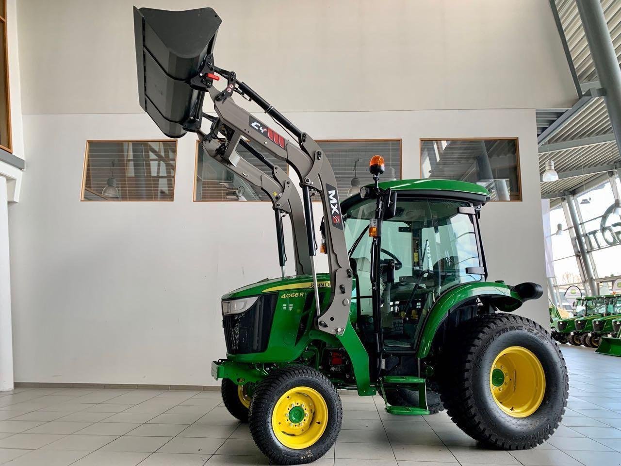 Kommunaltraktor typu John Deere 4066R, Gebrauchtmaschine w Neubeckum (Zdjęcie 5)