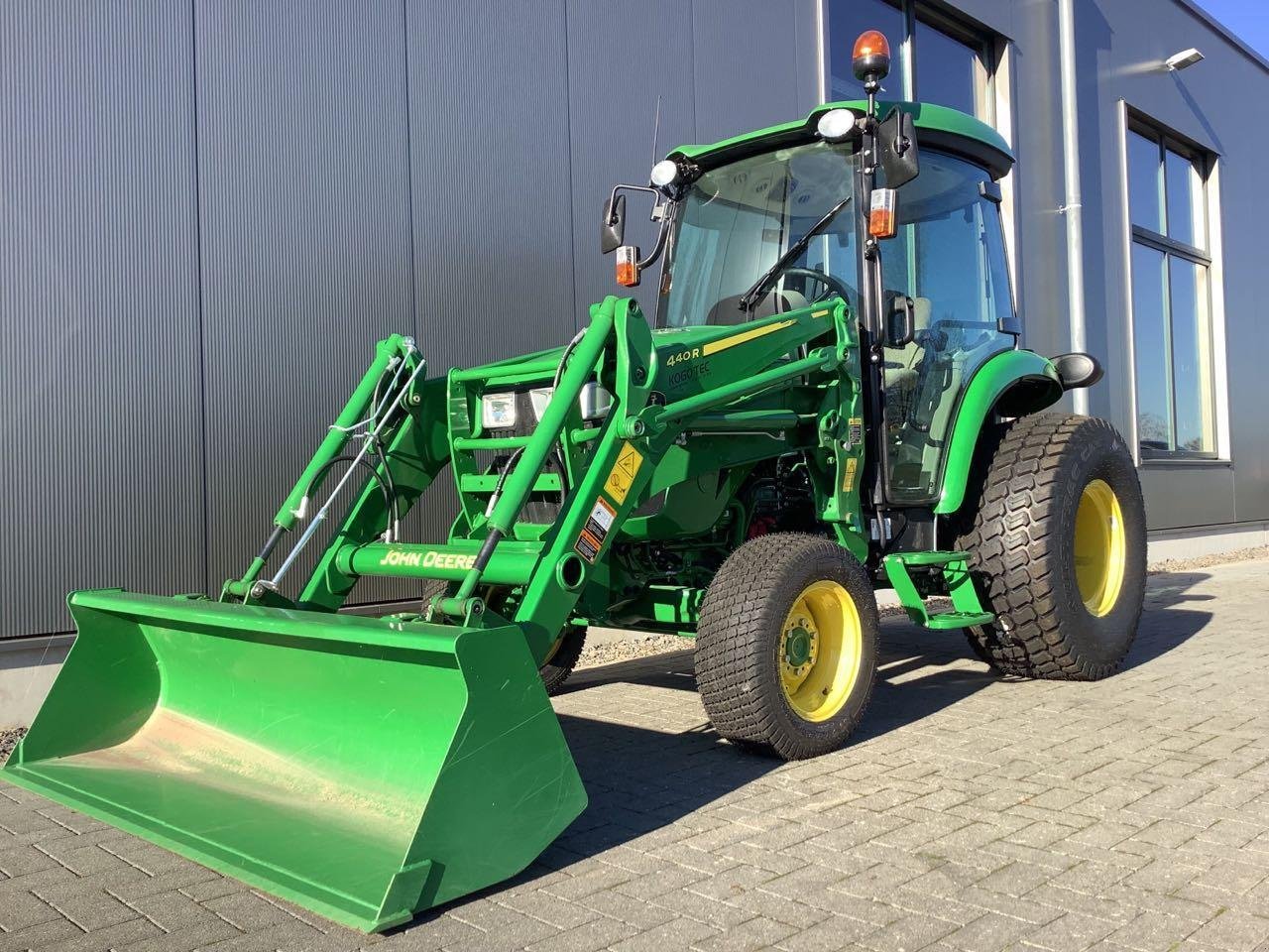 Kommunaltraktor typu John Deere 4066R, Gebrauchtmaschine v Beckum (Obrázek 4)