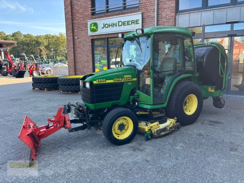 Kommunaltraktor typu John Deere 4200, Gebrauchtmaschine v Ahaus (Obrázek 1)